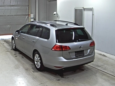 VOLKSWAGEN GOLF VARIANT