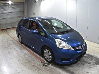 HONDA FIT SHUTTLE
