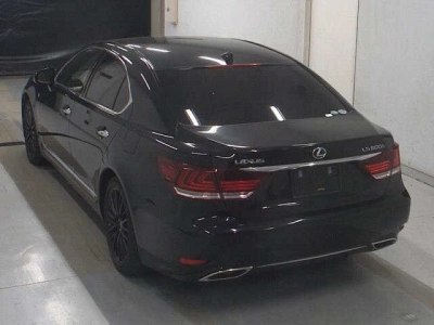 LEXUS LS