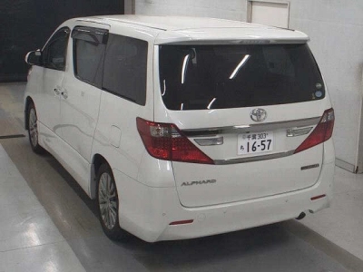 TOYOTA ALPHARD