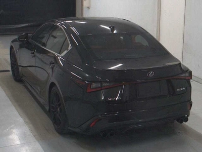 LEXUS IS