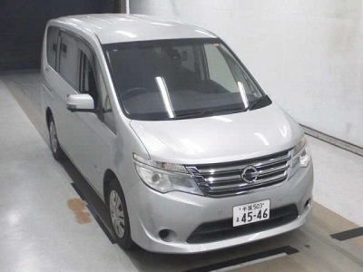 NISSAN SERENA