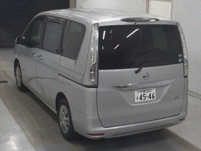 NISSAN SERENA