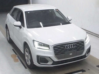 AUDI Q2