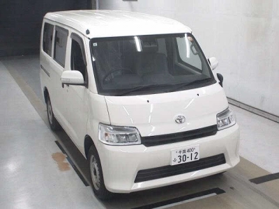 TOYOTA TOWN ACE VAN