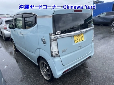 HONDA N-BOX SLASH