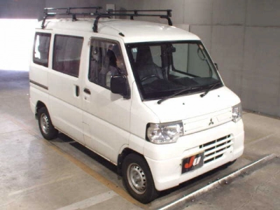 MITSUBISHI MINICAB