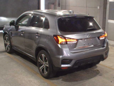 MITSUBISHI RVR