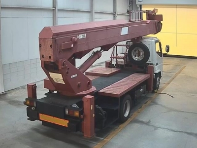 MITSUBISHI CANTER