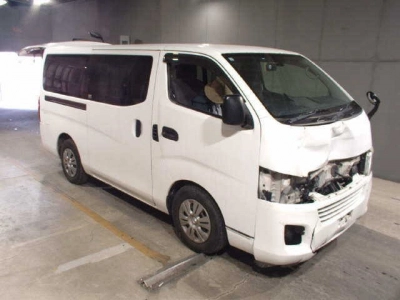 NISSAN NV350 CARAVAN