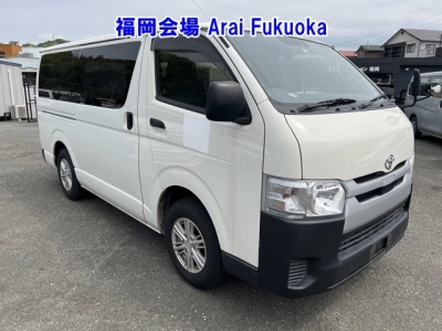 TOYOTA REGIUS ACE