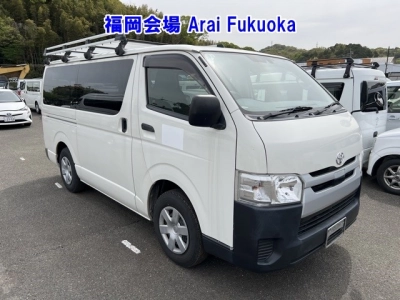 TOYOTA REGIUS ACE