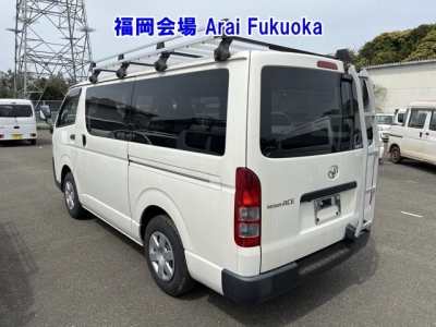 TOYOTA REGIUS ACE