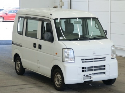 MITSUBISHI MINICAB