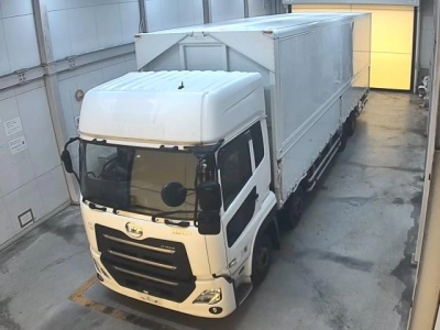 NISSAN UD