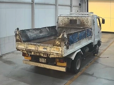 MITSUBISHI FUSO FIGHTER