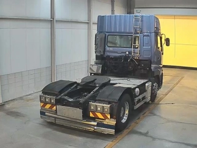 NISSAN UD