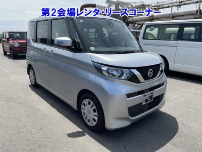 NISSAN ROOX