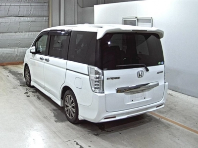 HONDA STEPWGN SPADA