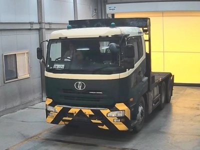 NISSAN UD