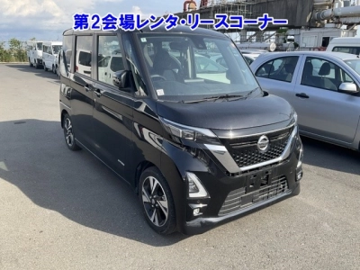 NISSAN ROOX