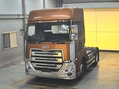 NISSAN UD