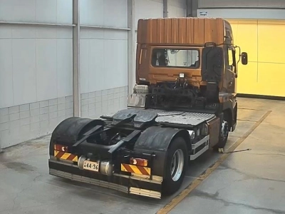 NISSAN UD