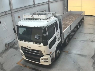 NISSAN UD