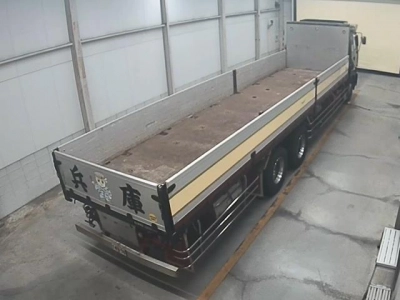 NISSAN UD