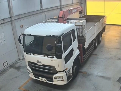 NISSAN UD