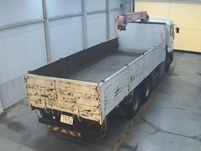 NISSAN UD