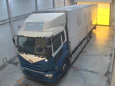 NISSAN UD