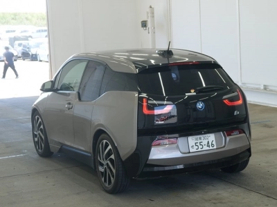 BMW I3