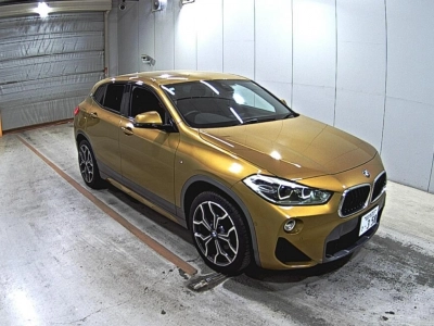 BMW X2