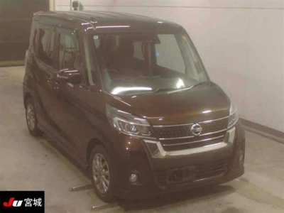 NISSAN DAYZ ROOX