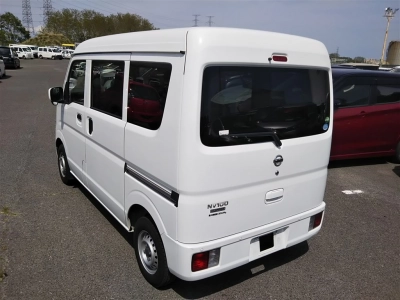 NISSAN NV100 CLIPPER
