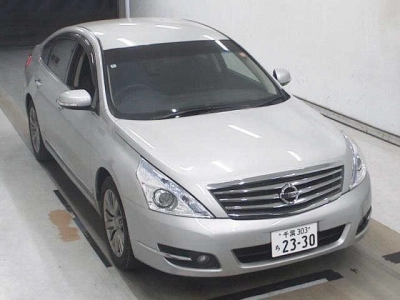NISSAN TEANA