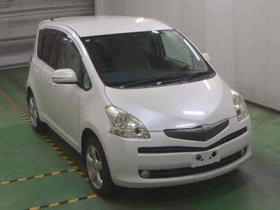 TOYOTA RACTIS