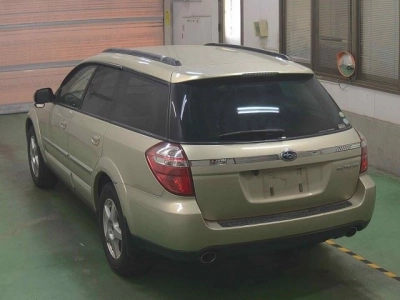 SUBARU OUTBACK