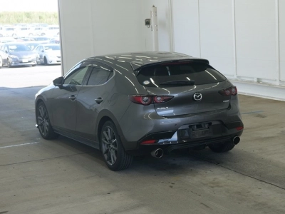 MAZDA MAZDA3 FASTBACK