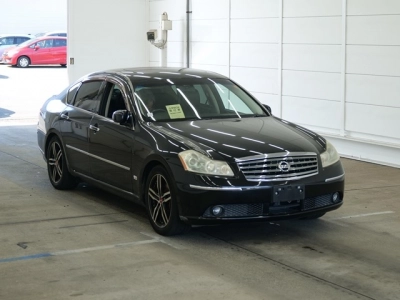 NISSAN FUGA