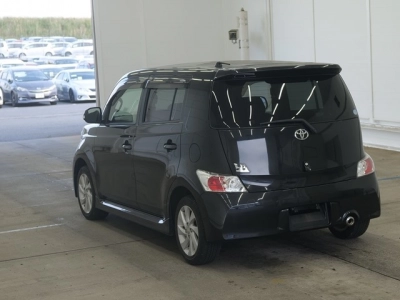 TOYOTA BB
