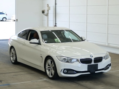 BMW 4 SERIES