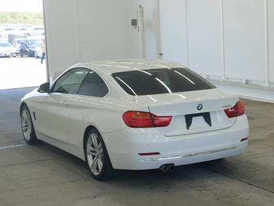 BMW 4 SERIES