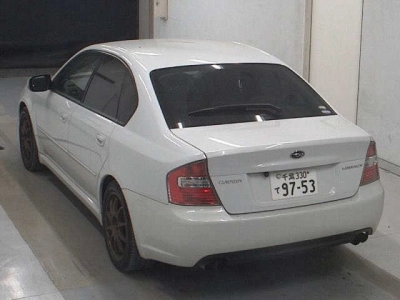 SUBARU LEGACY B4