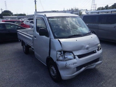 TOYOTA LITE ACE TRUCK