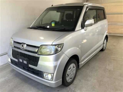 HONDA ZEST