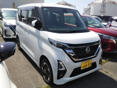 NISSAN ROOX