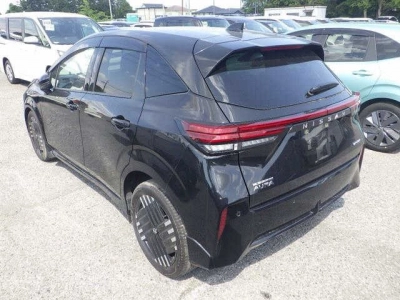 NISSAN AURA
