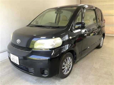 TOYOTA PORTE